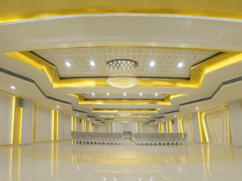 Hotel Vijay Elanza Kójamputtúr Exteriér fotografie
